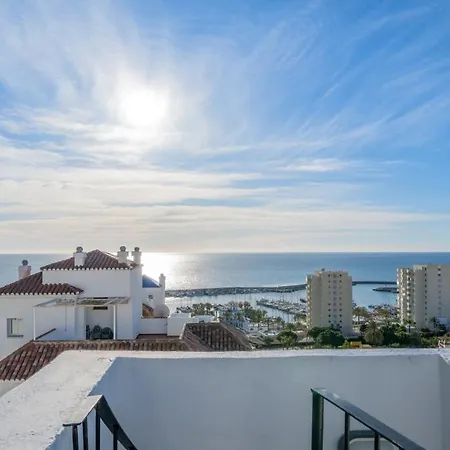 Apartment Puerto Blanco Estepona